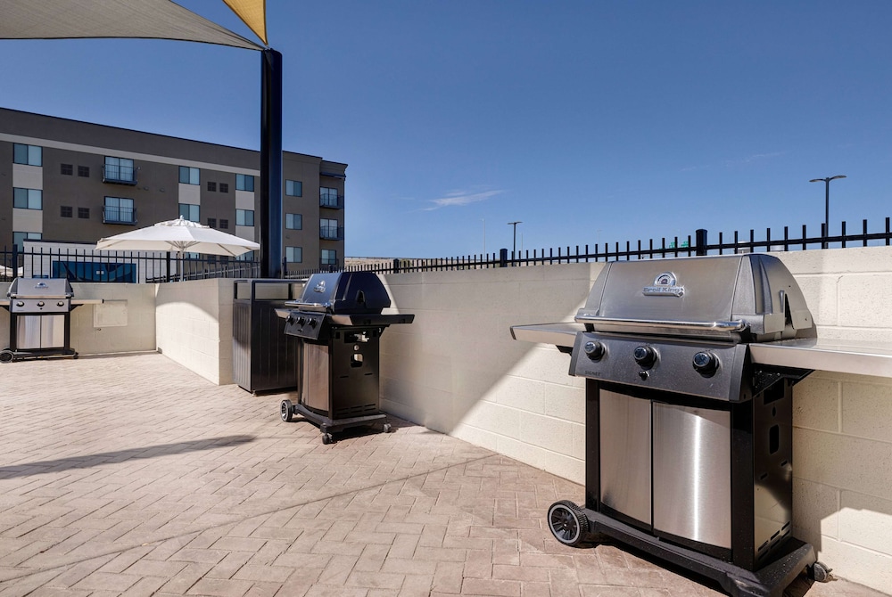 WaterWalk Extended Stay by Wyndham Tucson 33/39