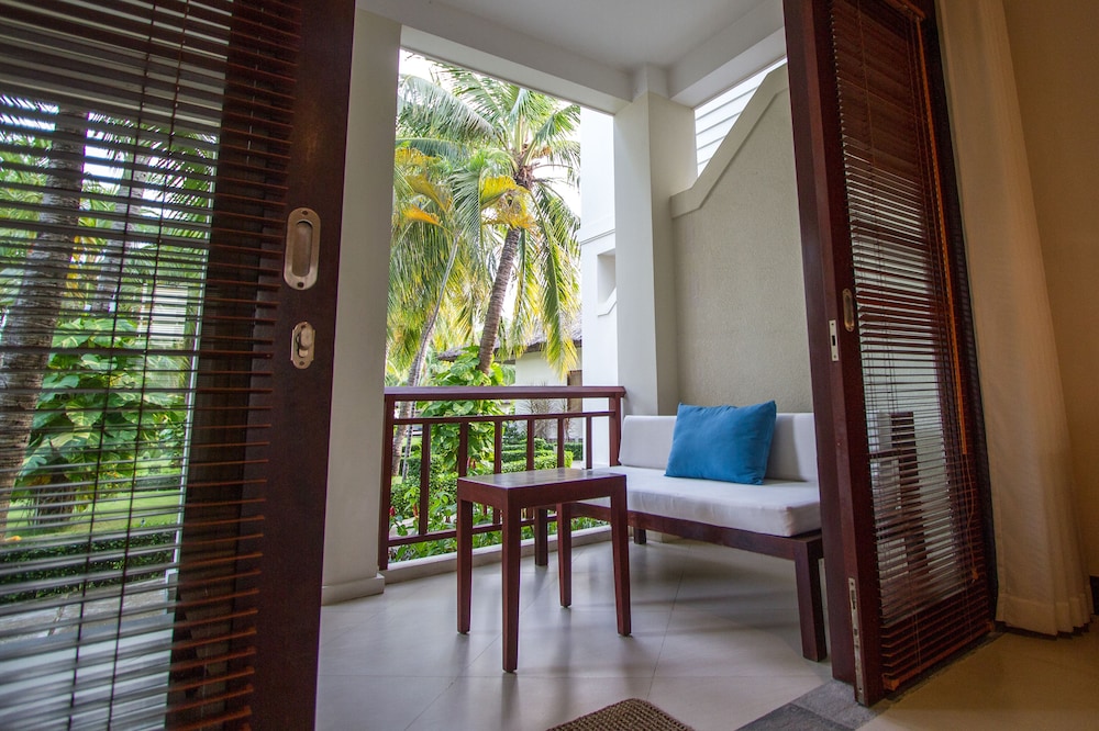 Blue Ocean Resort 59/72