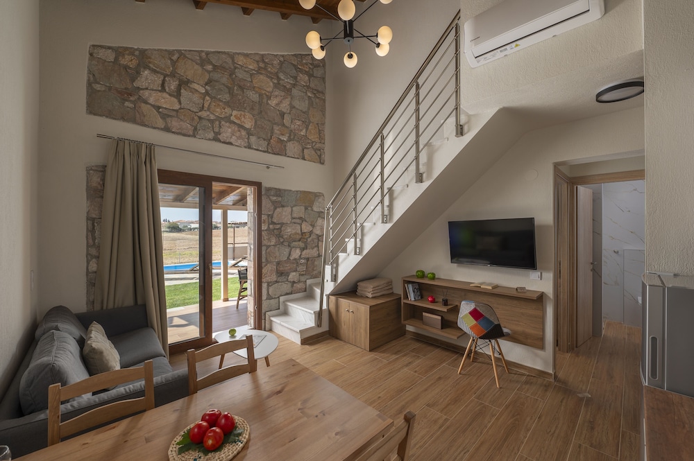 Esperanza Villas 34/67