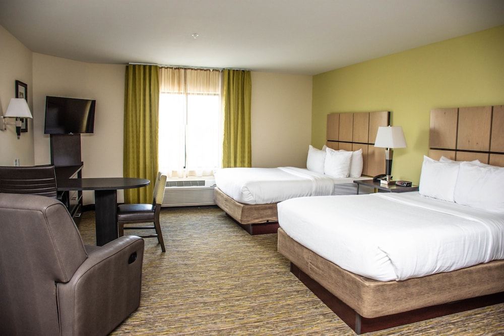 CANDLEWOOD SUITES OVERLAND PARK 15/59