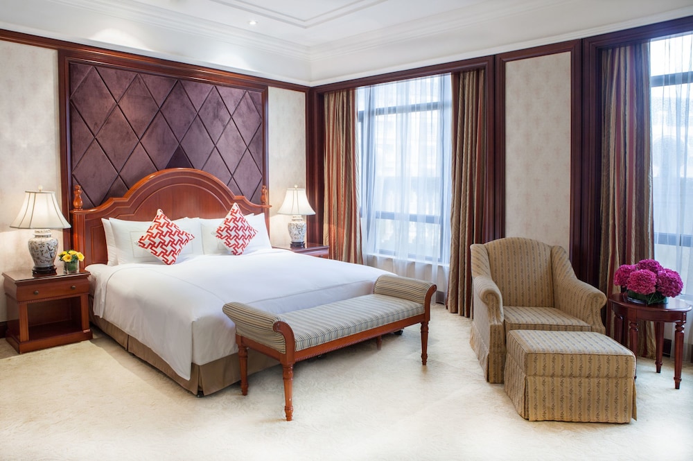 Sky Fortune Boutique Hotel Shanghai 12/33