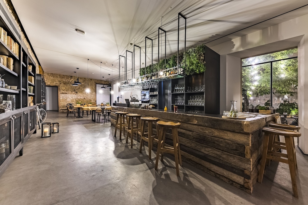 SAPIENTIA BOUTIQUE HOTEL 9/73