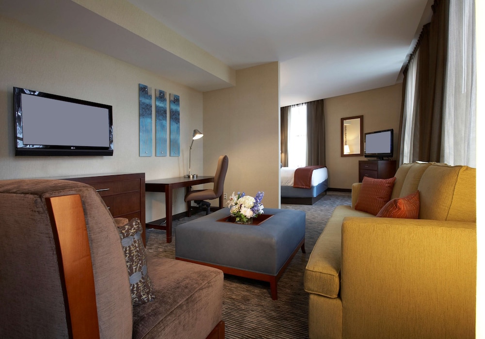 Hyatt Regency Buffalo 54/60