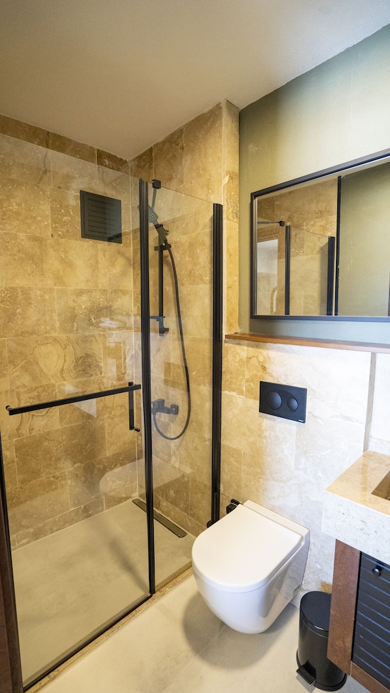 Efsane Hotel 40/40