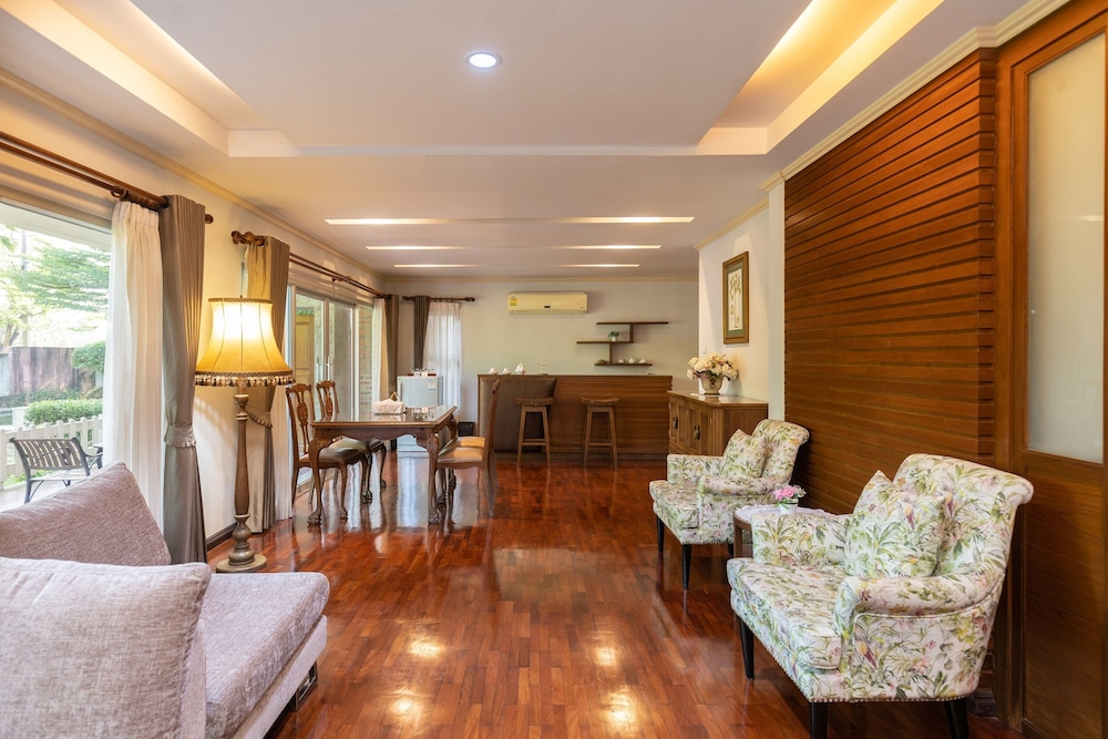Thara Cholapruek Resort 23/50
