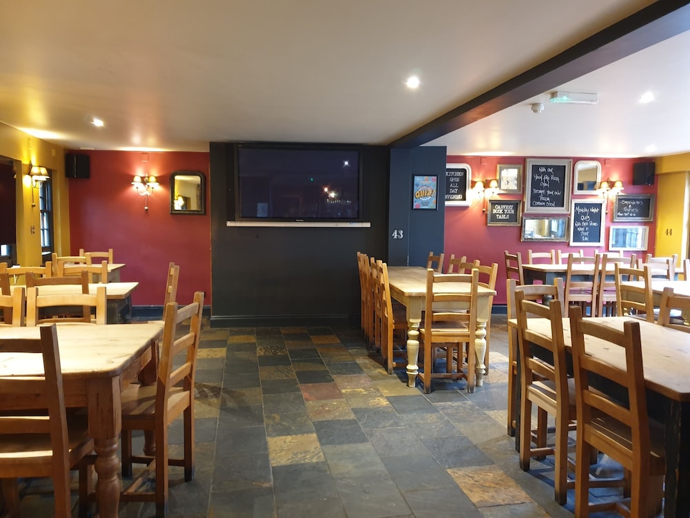 The Nags Head 23/32