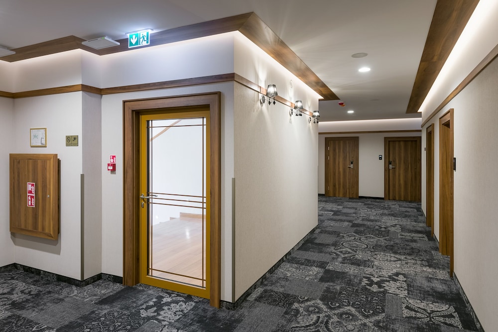 Sky Hotel Krakow 7/50