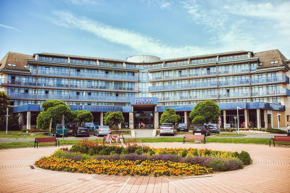 Park Inn by Radisson Sarvar Resort & Spa - All Inclusive 2/47
