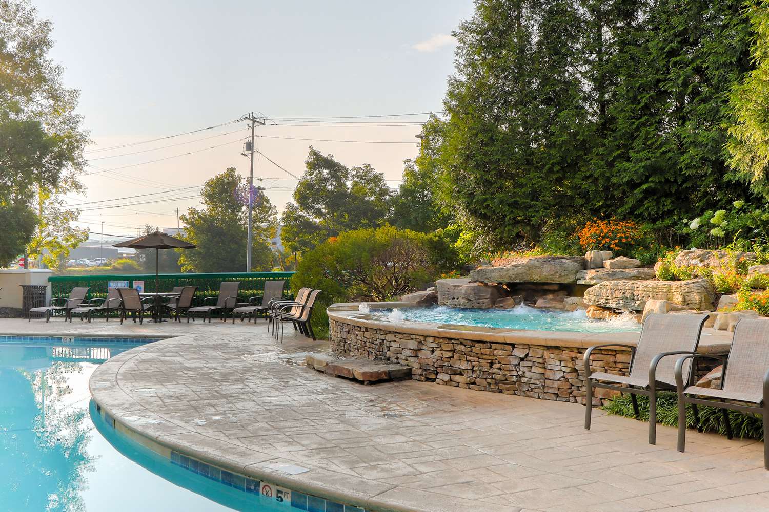 Quality Inn Near The Island Pigeon Forge 50/58