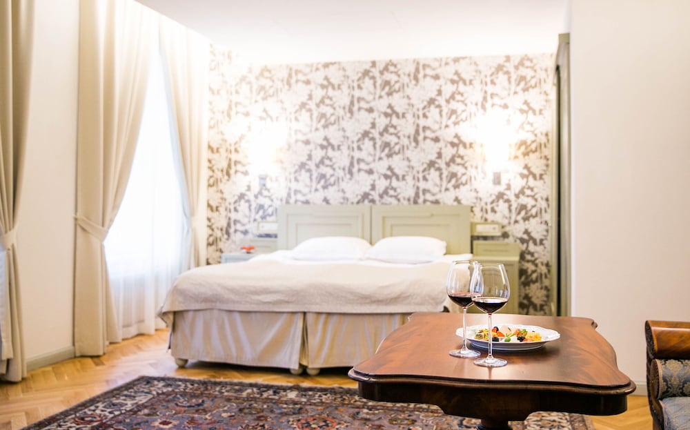 Antonius Boutique Hotel 48/48