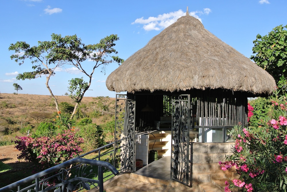 Nyati Hill Cottages 2/33