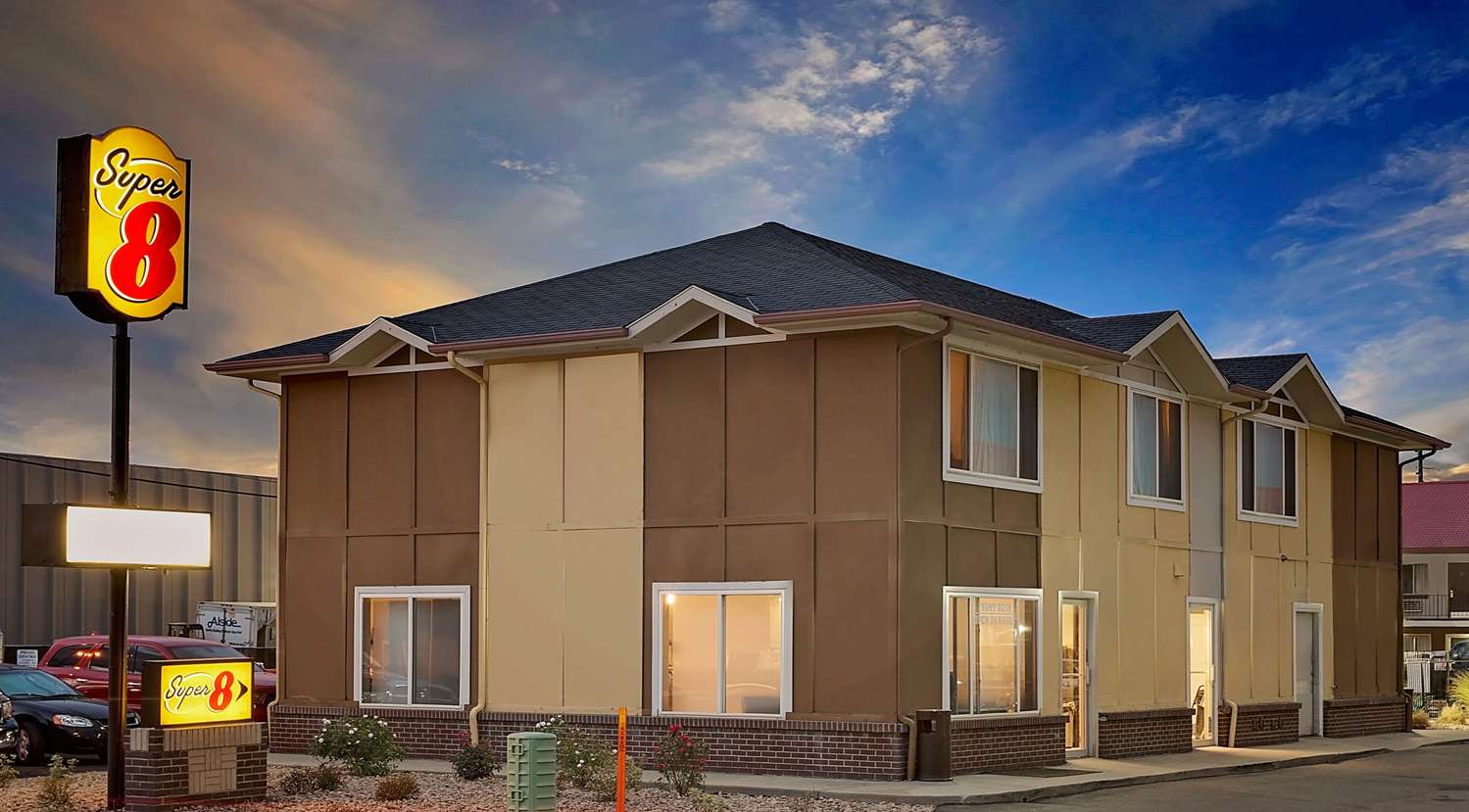 Super 8 by Wyndham Denver Central 2/17