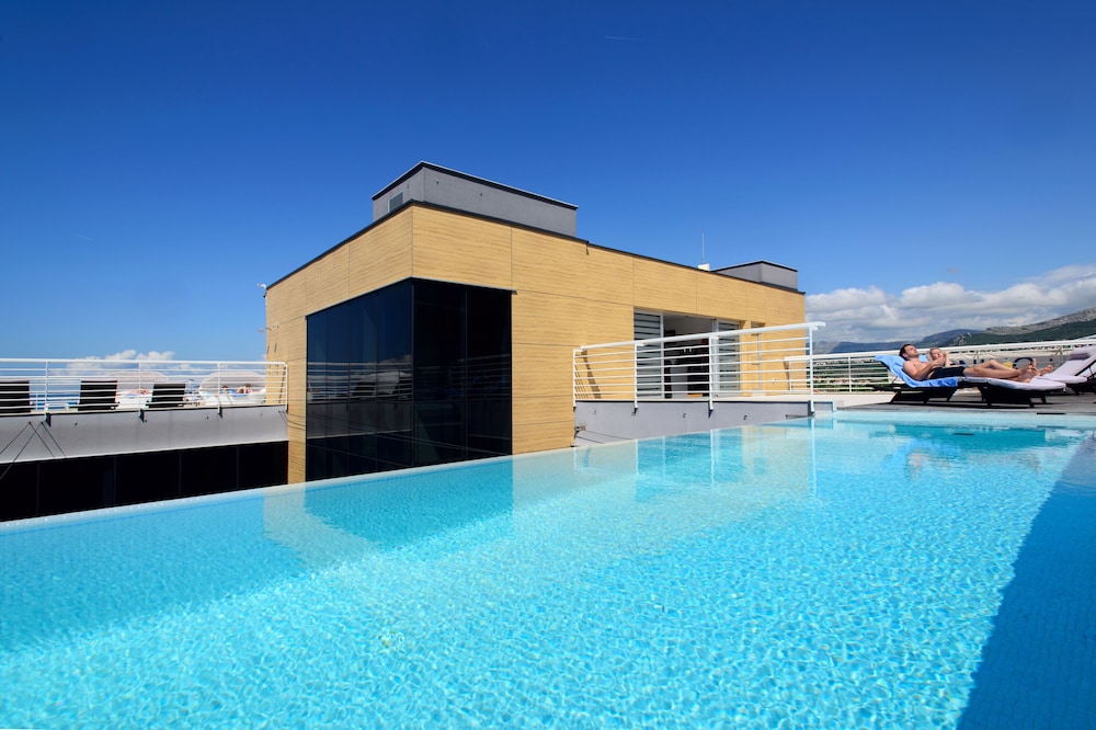 Hotel Split in PODSTRANA