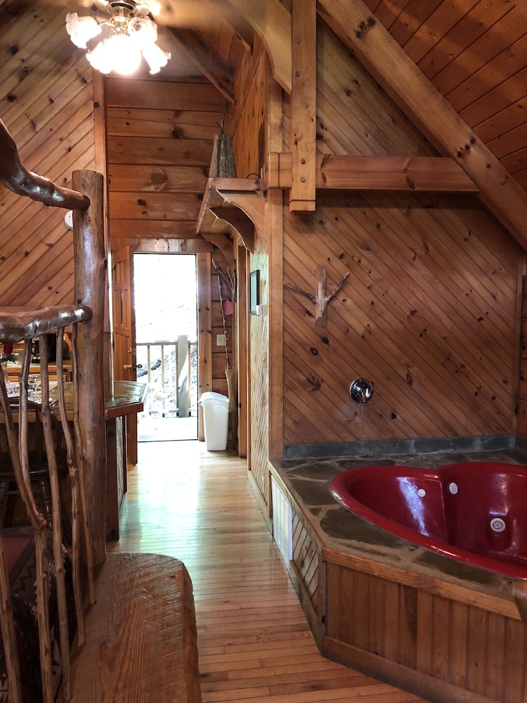 Gatlinburg Adventure Cabins 13/48