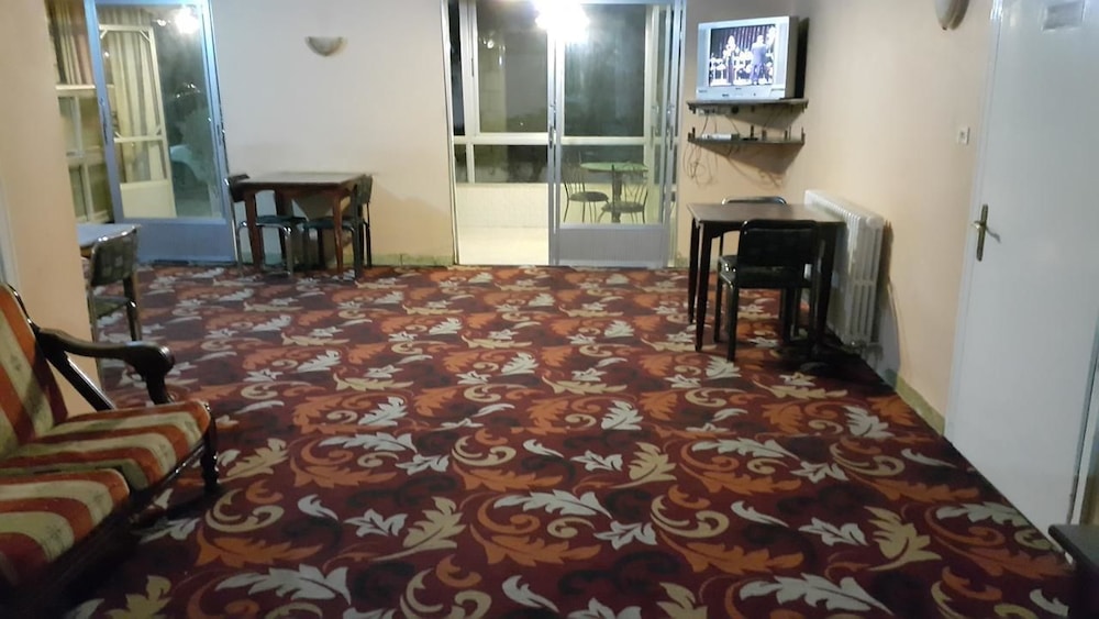 Nefertiti Hotel 16/17