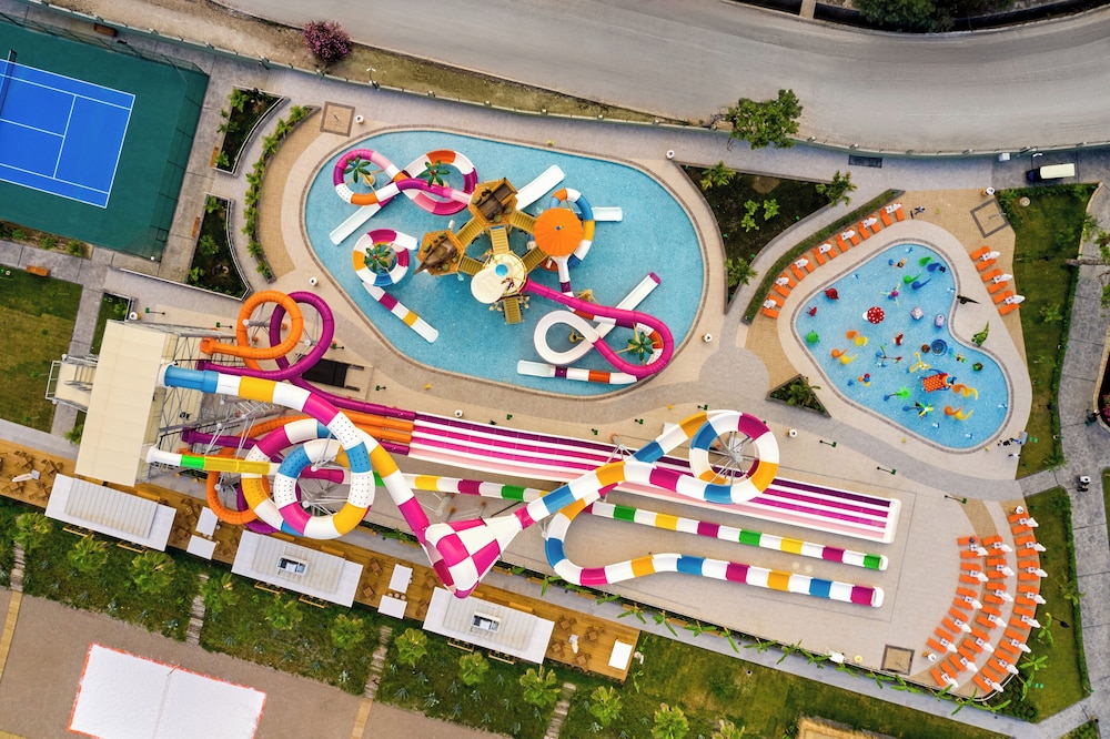 Movenpick Resort Antalya Tekirova 53/63