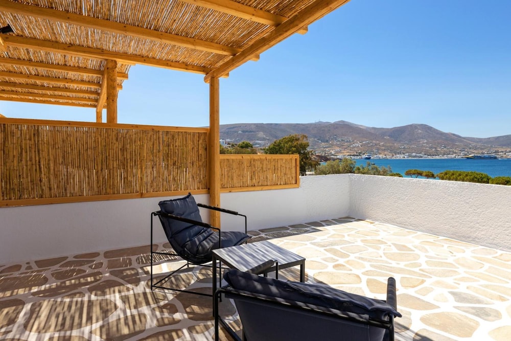 Omilos Beachfront House 31/59