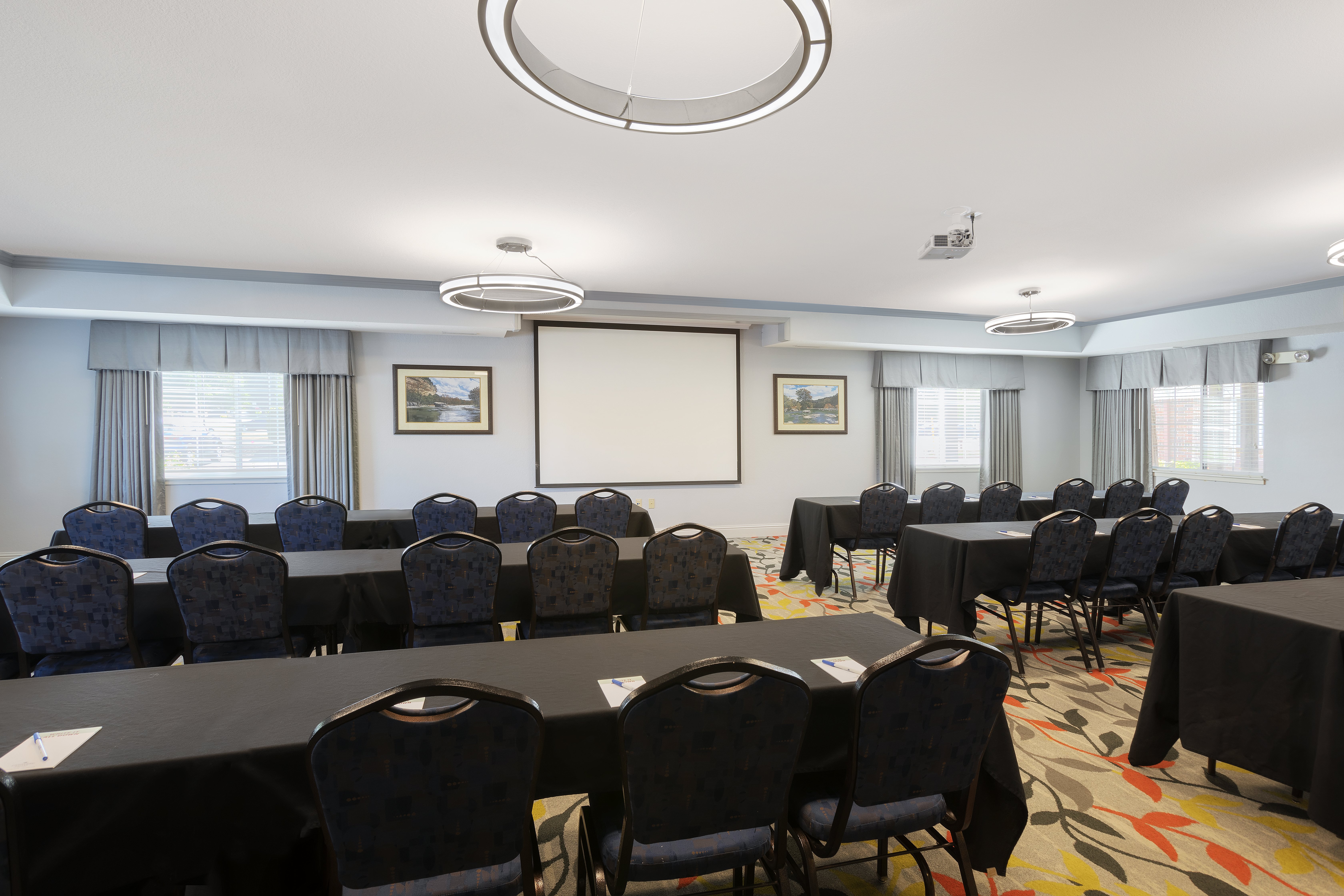 Candlewood Suites Rogers/Bentonville 32/49