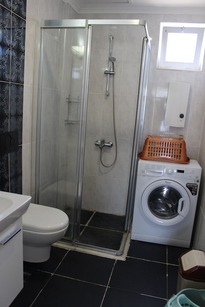 Tebriz Apart Hotel 45/50