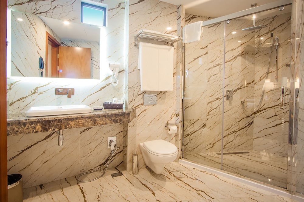 New Tiflis Hotel Tbilisi 17/62