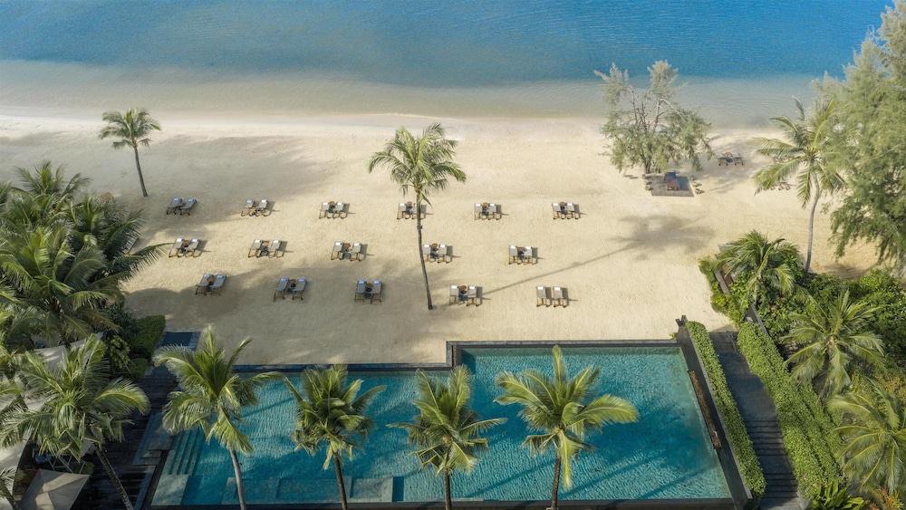 Anantara Layan Phuket Resort 4/57