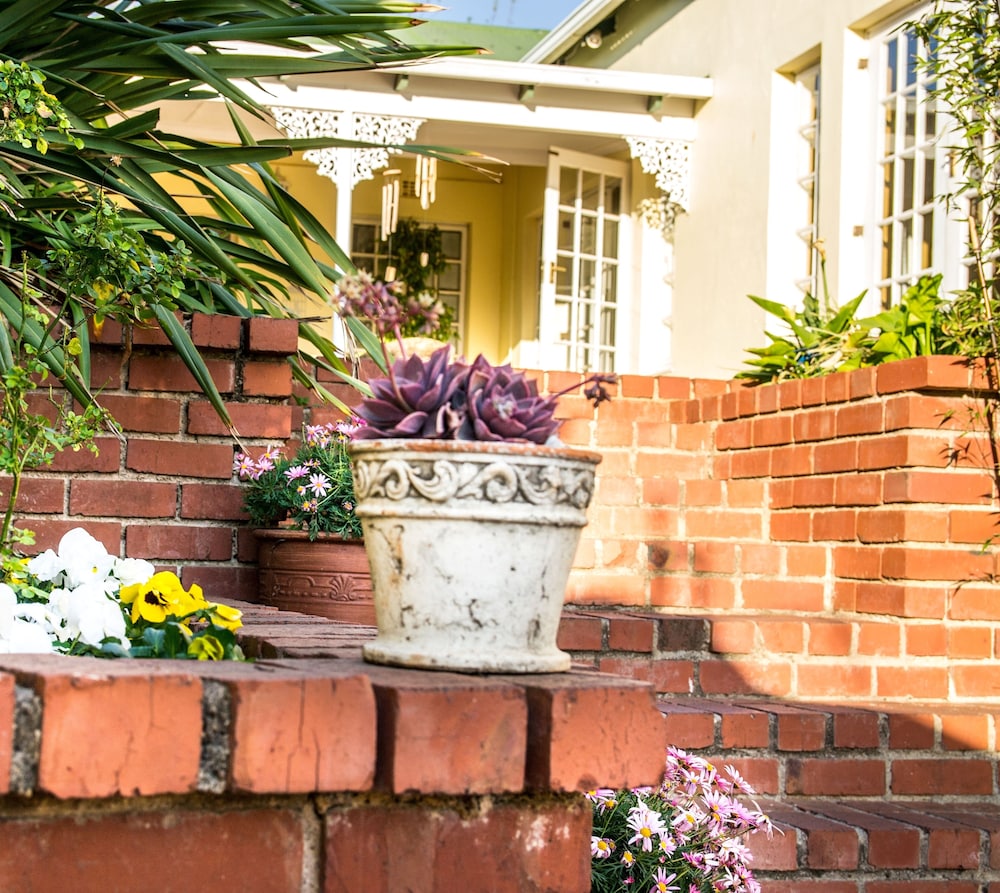 Arum Place Guest House 3/50