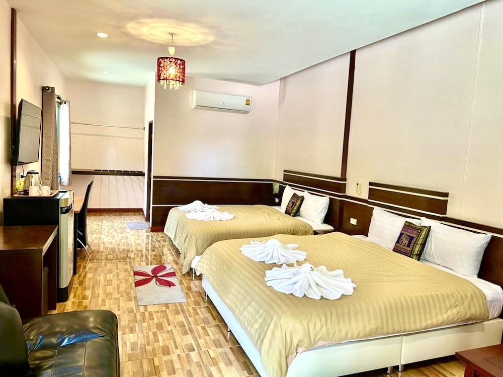 Banana Place Resort 23/45