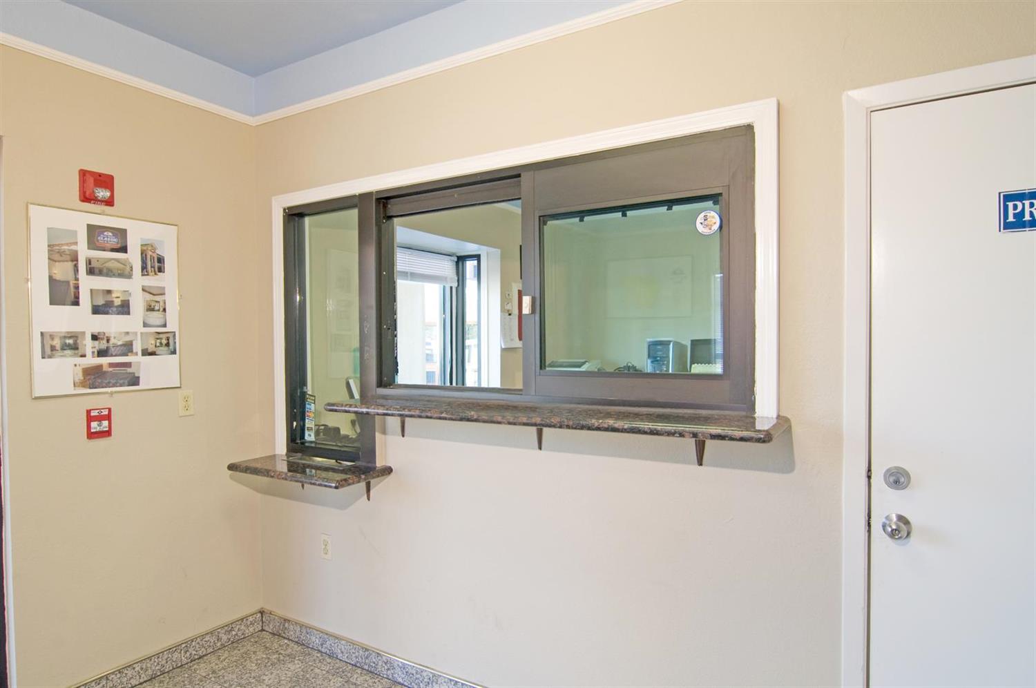 Americas Best Value Inn Suites Houston Downtown 3/10