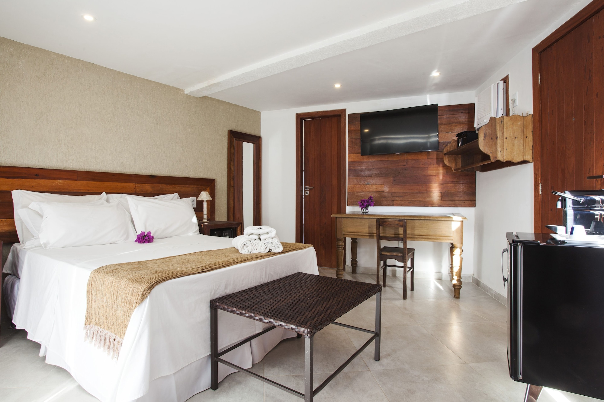 PREMIUM, DOUBLE BED