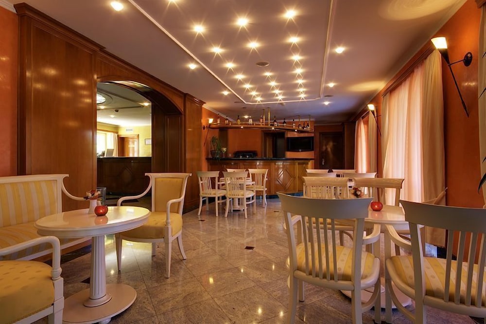 Hotel Laurentum 24/30