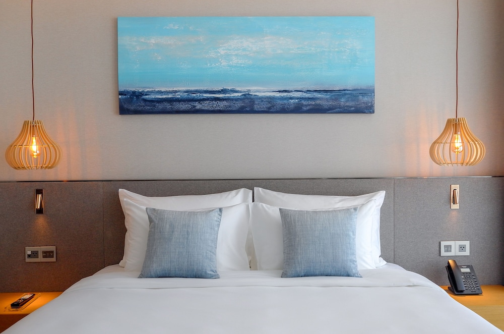 Prince Hotel Da Nang 6/75