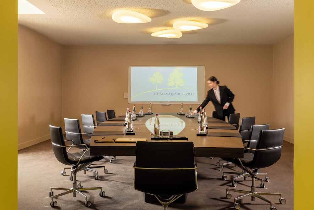 Chateau Golf & Spa D'augerville 42/53