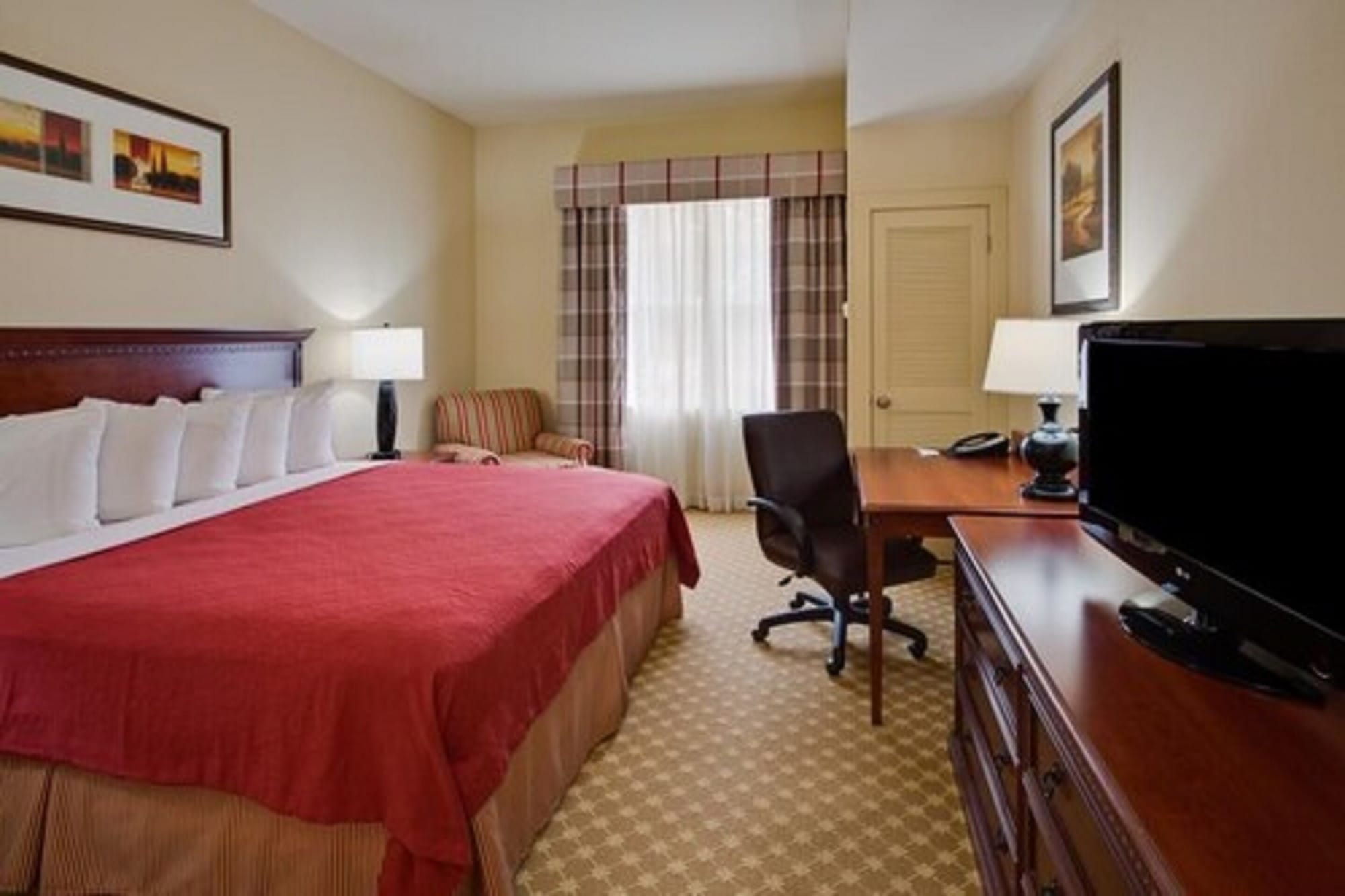Room at Country Inn and Suites By Radisson Crestview FL, CRESTVIEW - FL