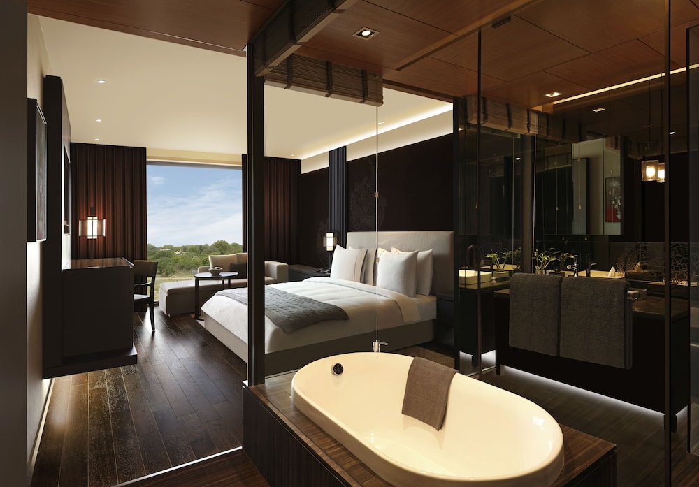 Roseate House New Delhi 34/38
