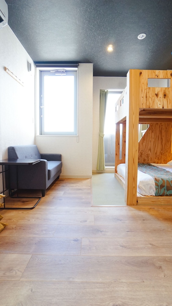 Poly Hostel Osaka 44/60