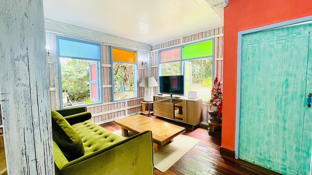 Baan Ing Khao 28/50