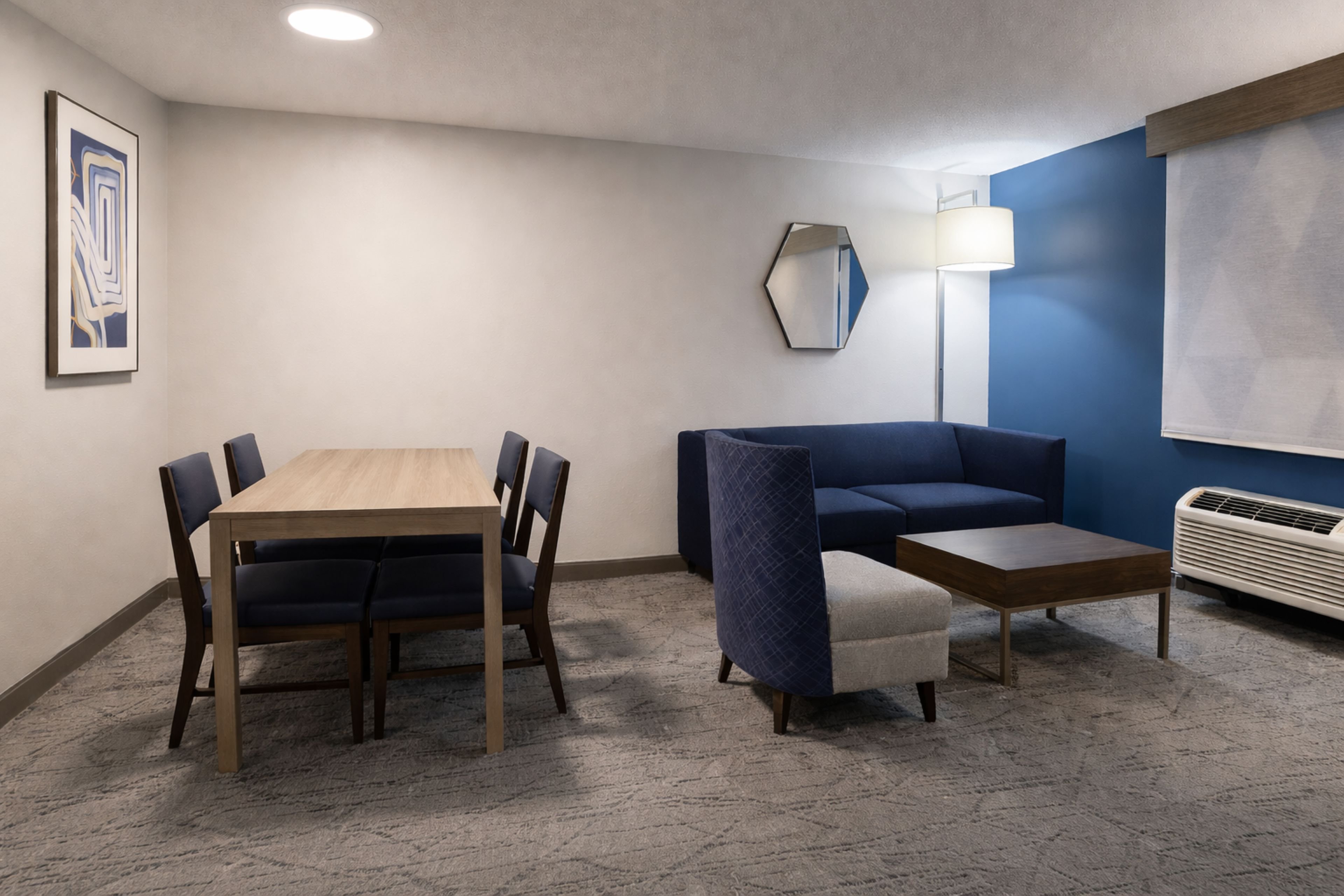 Holiday Inn Express Hotel And Suites St Paul Woodbury 53/79