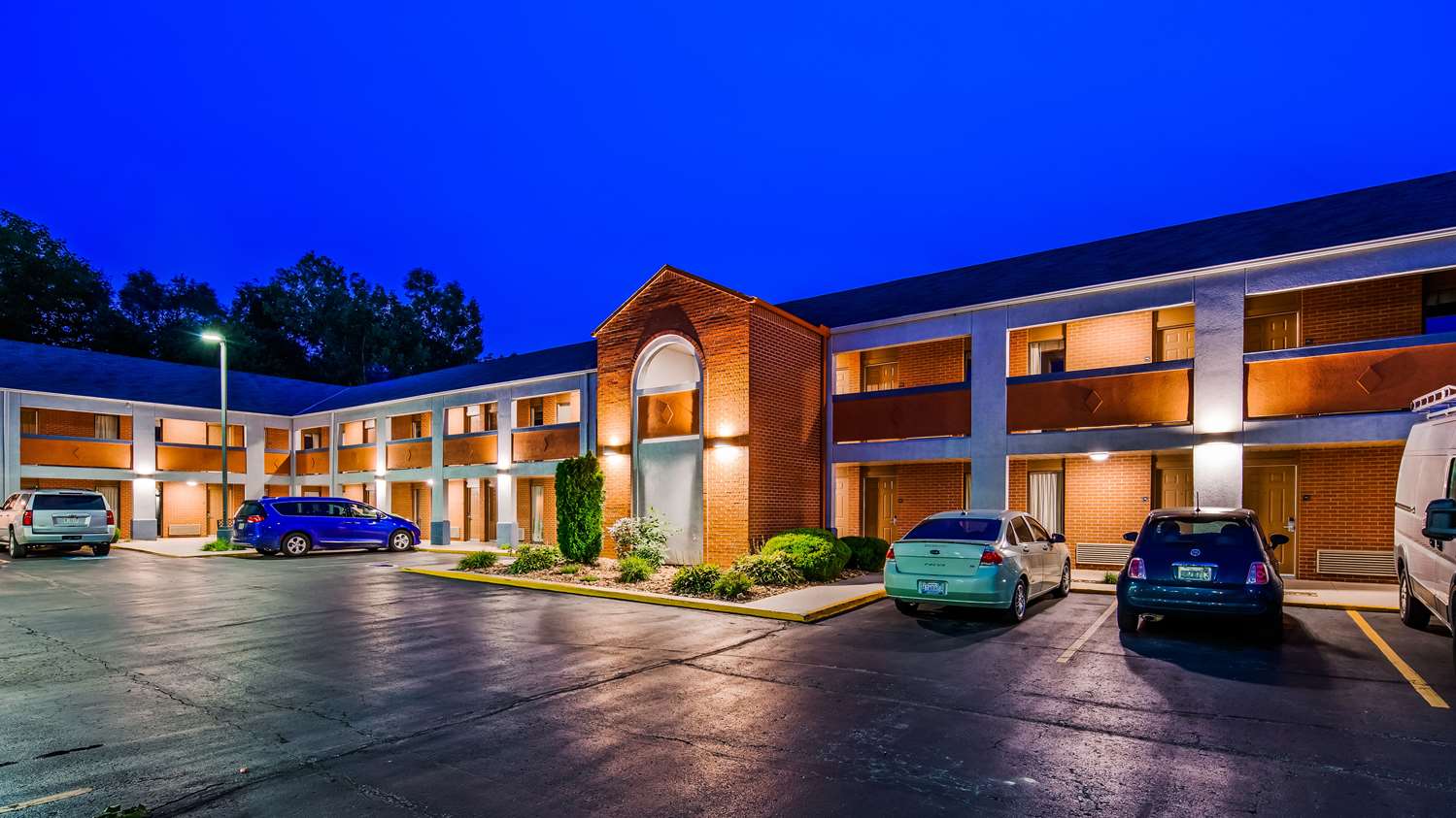 SureStay by Best Western Kansas City Country Inn North 46/46