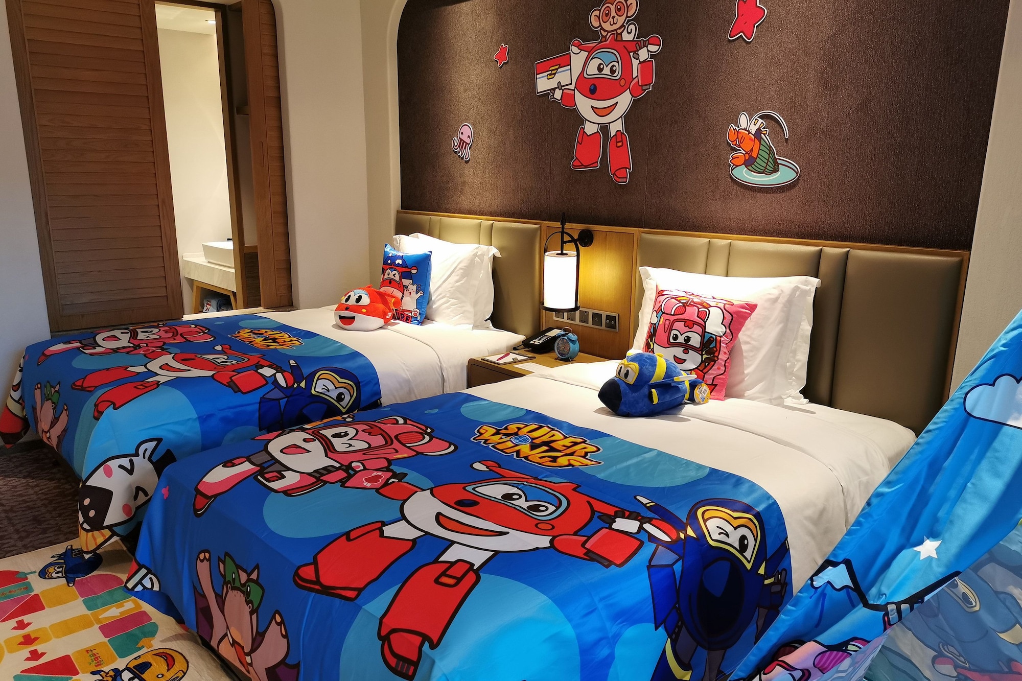 rooms