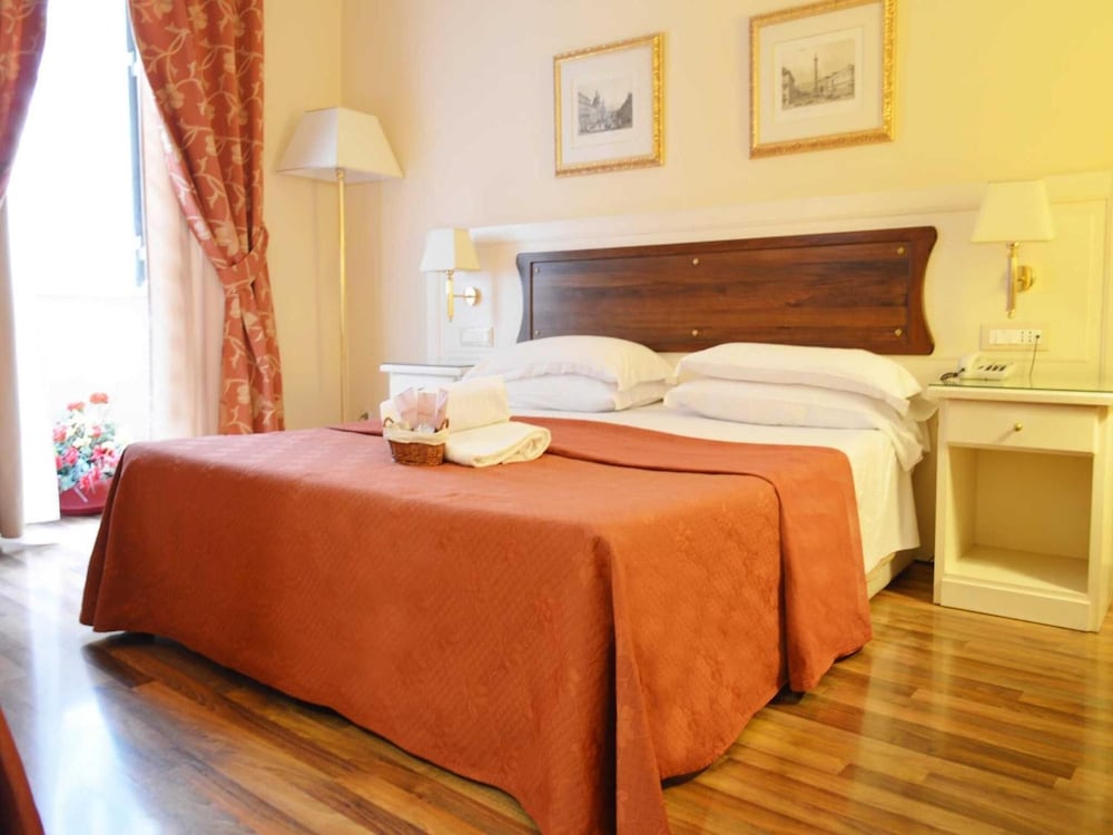 Residenza Domiziano 18/59
