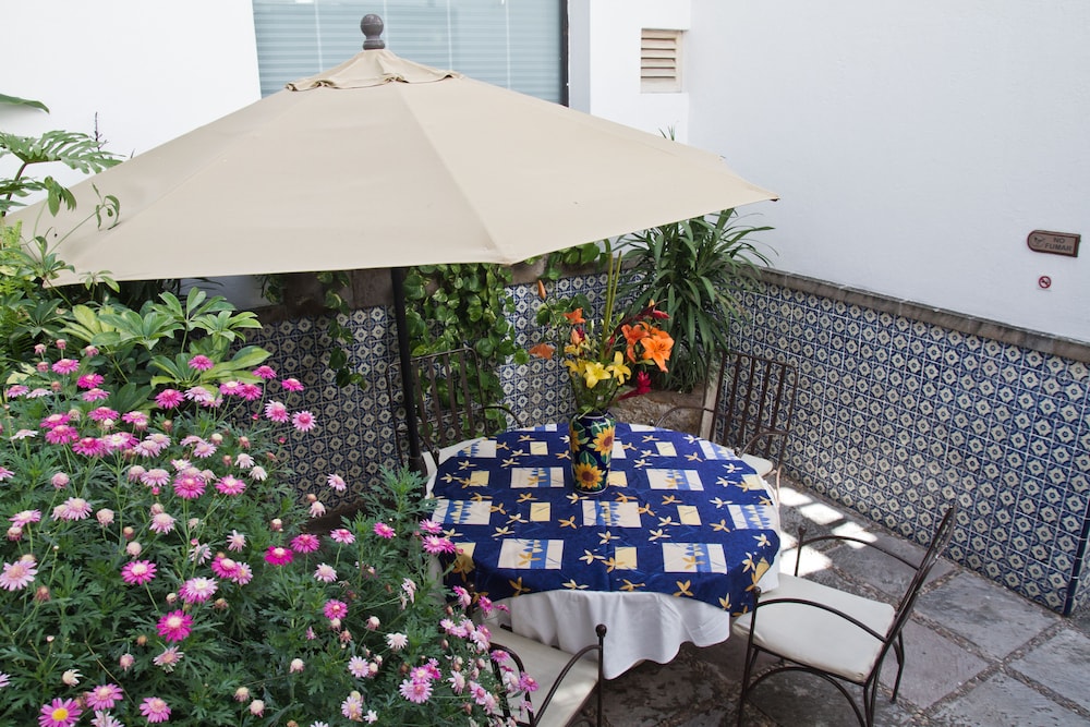 Doña Urraca Hotel &amp; Spa 66/67
