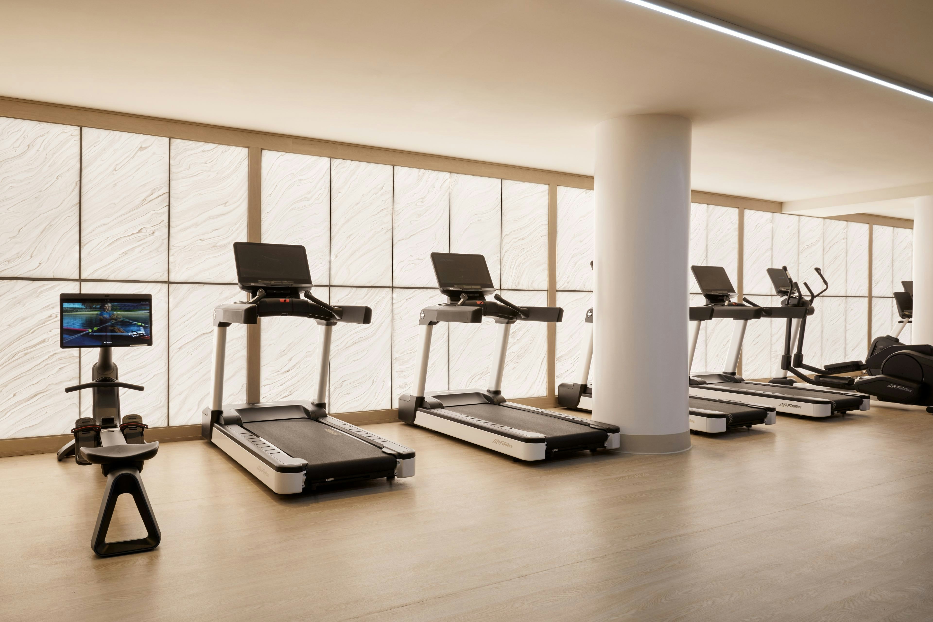 InterContinental Hotels Indianapolis, an IHG Hotel 24/50