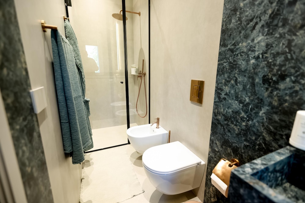 Padam Boutique Hotel 52/55