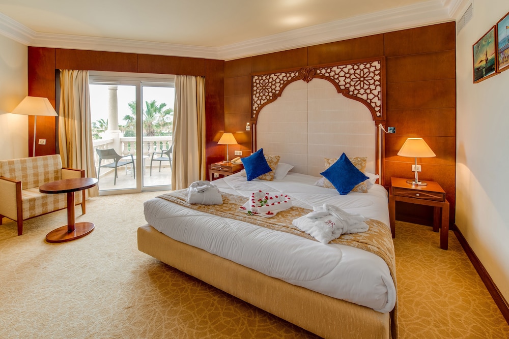 LE ROYAL HAMMAMET 6/50