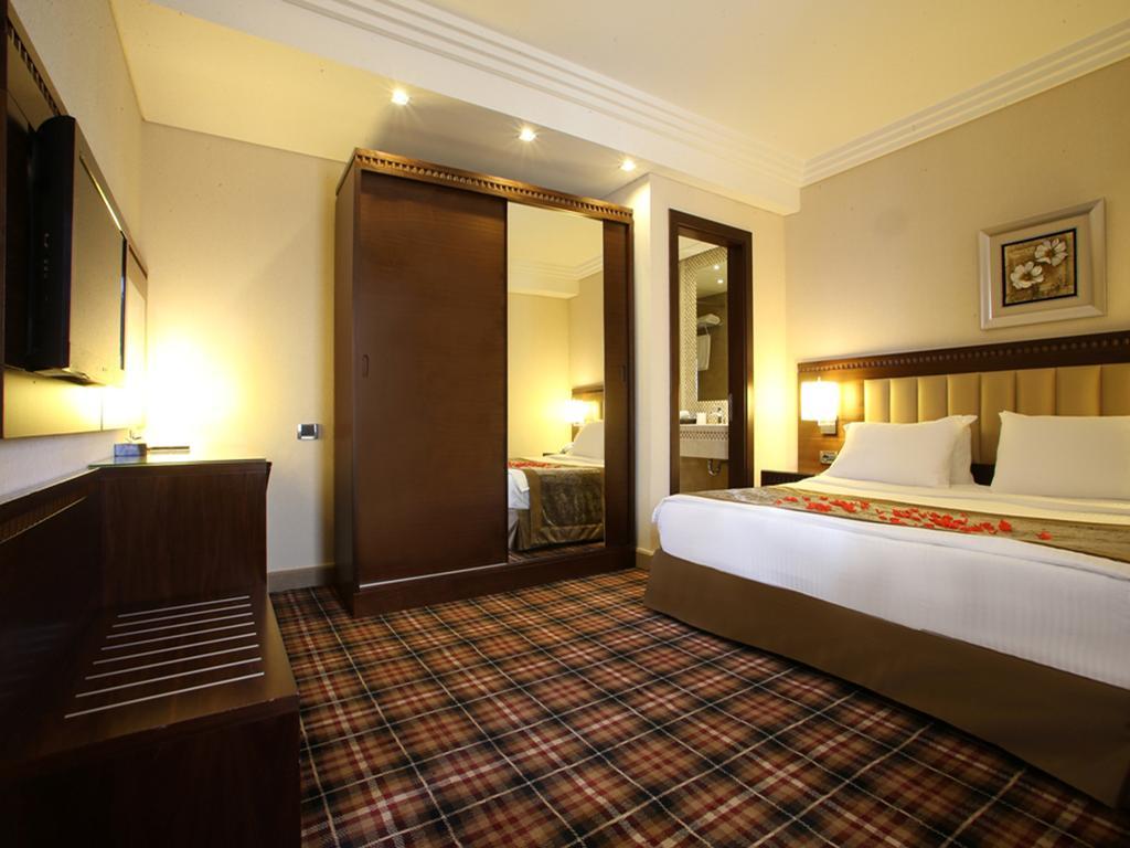 Lancaster Suites Raouche 14/38