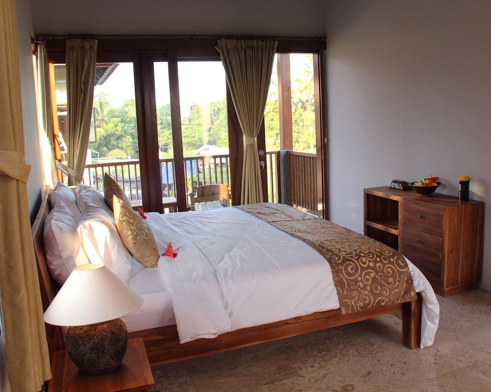 Villa Kemuning 13/40