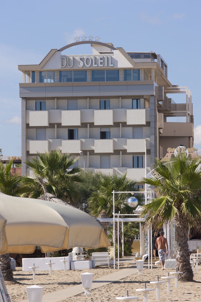 Hotel Du Soleil 5/67