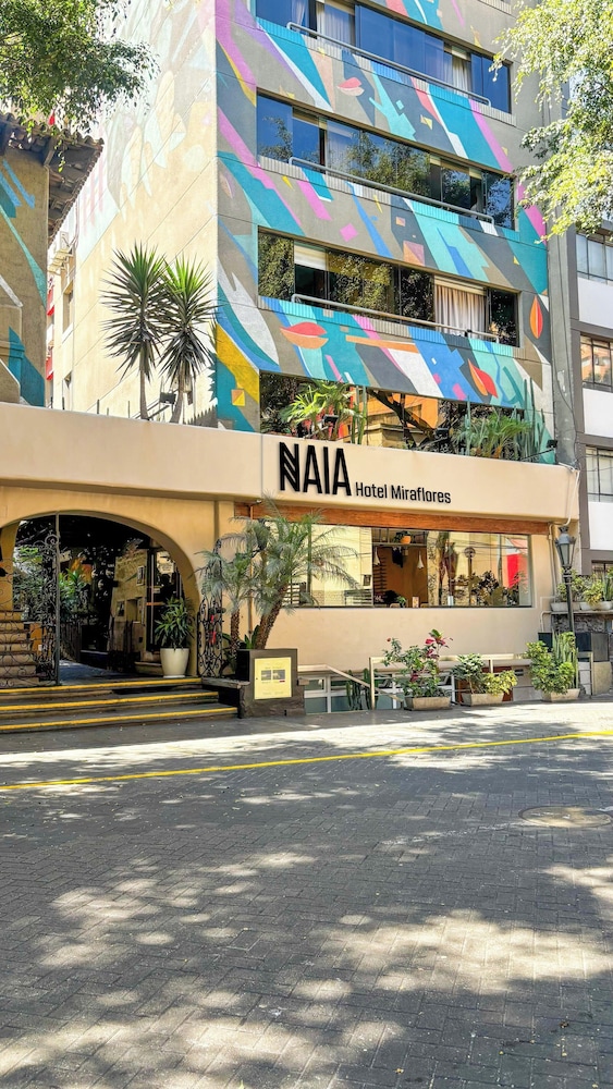 NAIA Miraflores (formerly Selina Miraflores Lima) 3/81