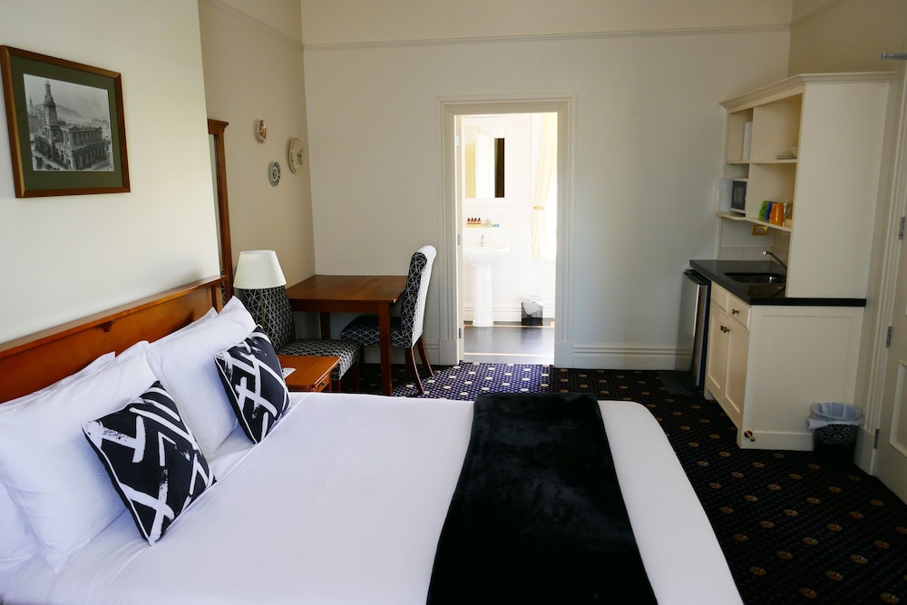 Highland House Boutique Hotel 4/35