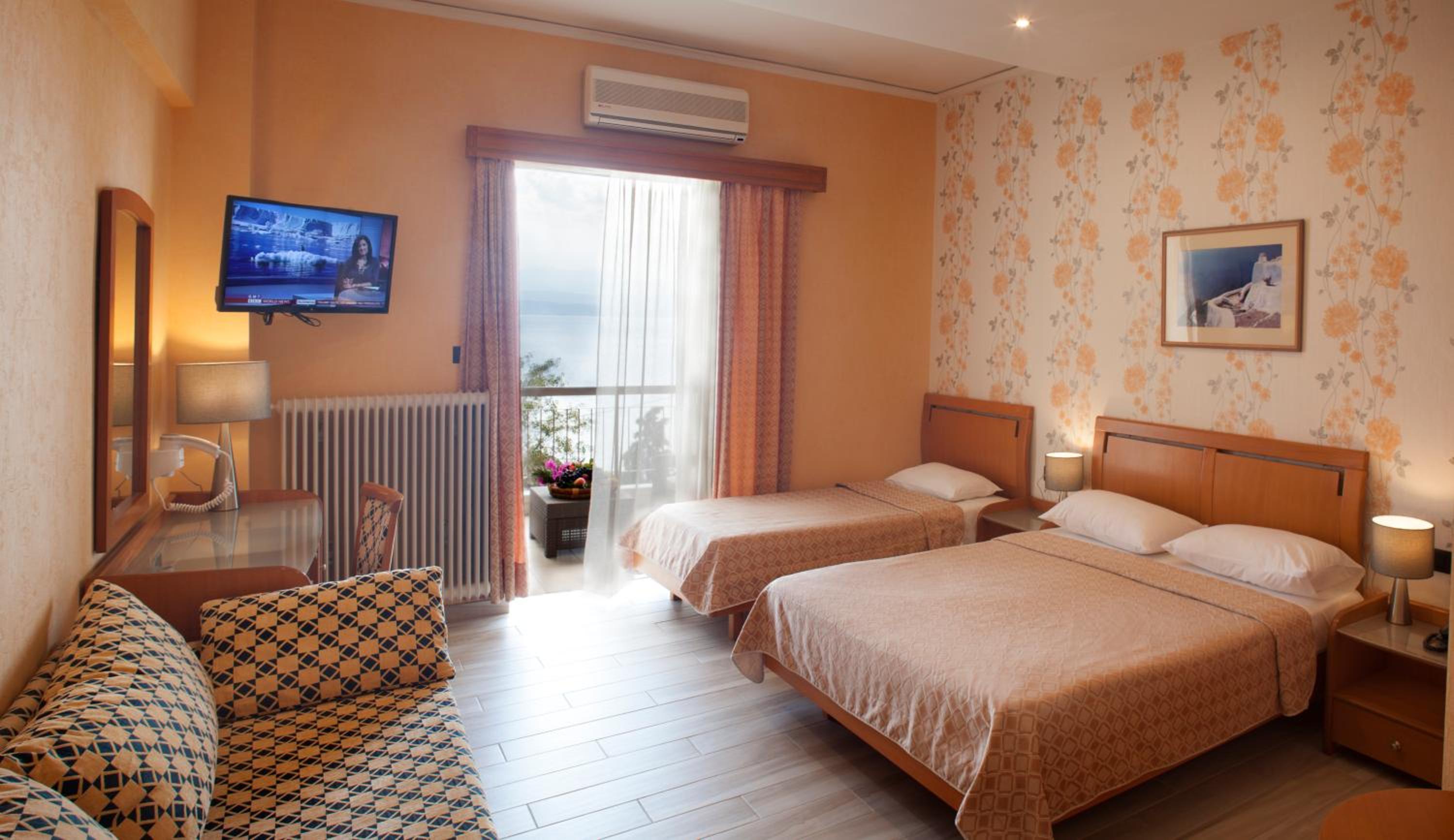 stefania hotel